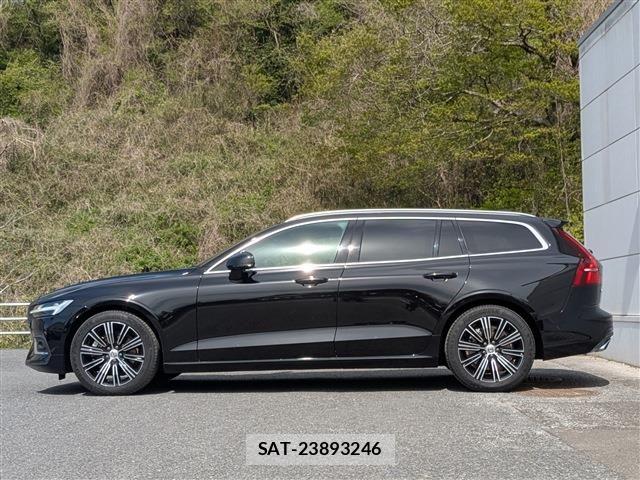 Volvo V60 2019-03 6678651-7