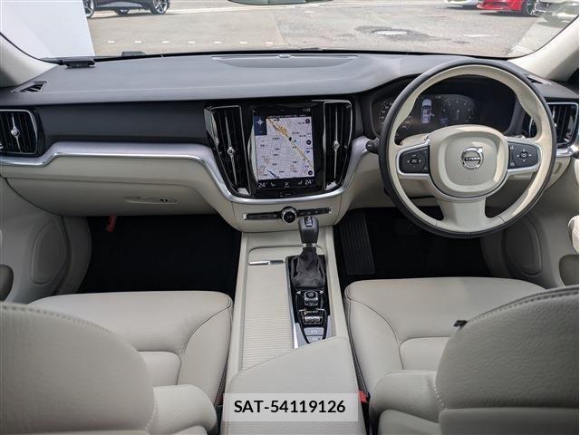 Volvo V60 2019-02 6678652-10