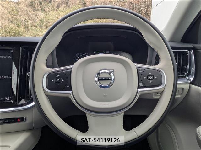 Volvo V60 2019-02 6678652-11