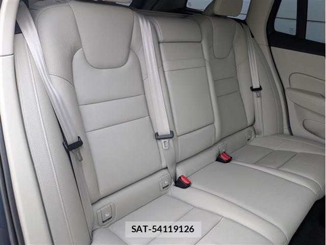 Volvo V60 2019-02 6678652-16