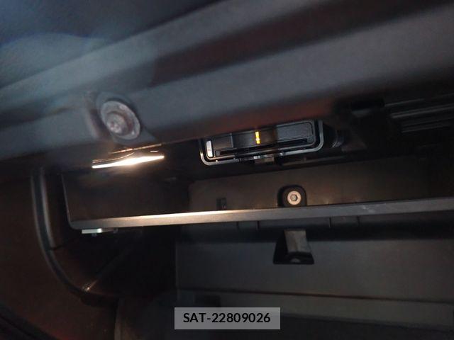 Volvo V60 2019-12 6678648-17