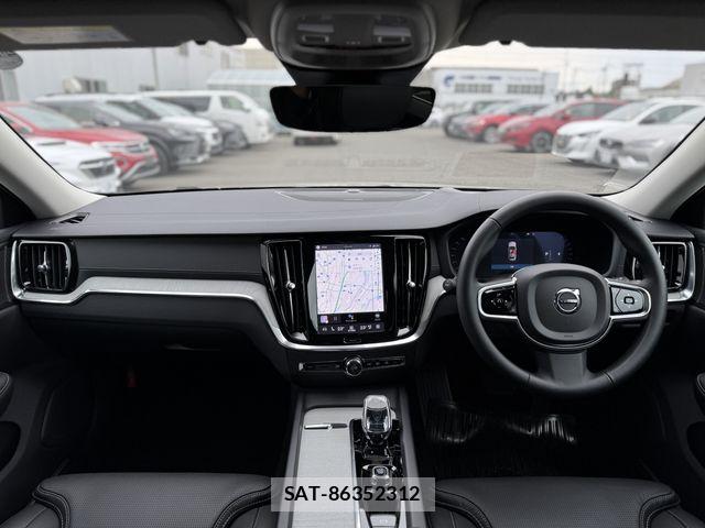 Volvo V60 2025-01 6678649-1