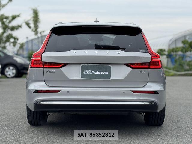 Volvo V60 2025-01 6678649-24