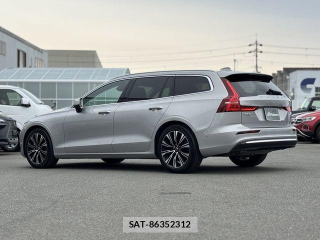 Volvo V60 2025-01 6678649-25