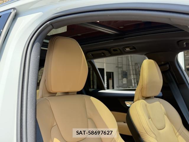 Volvo V60 2025-10 6717679-9