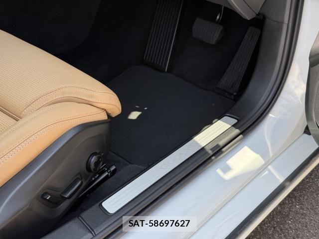 Volvo V60 2025-10 6717679-23