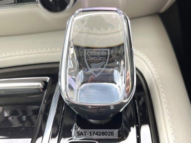 Volvo V60 2024-05 6717678-5