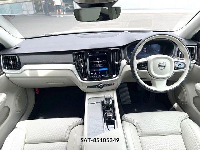Volvo V60 2025-11 6817859-1
