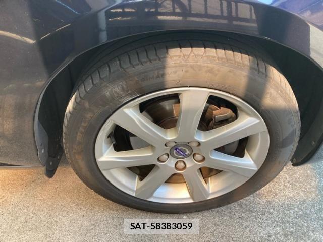 Volvo V60 2015-12 6915038-2