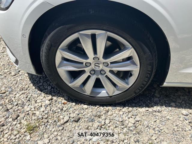 Volvo V60 2022-01 6915034-9