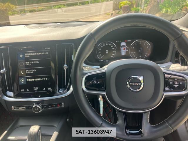 Volvo V60 2021-05 6915033-15
