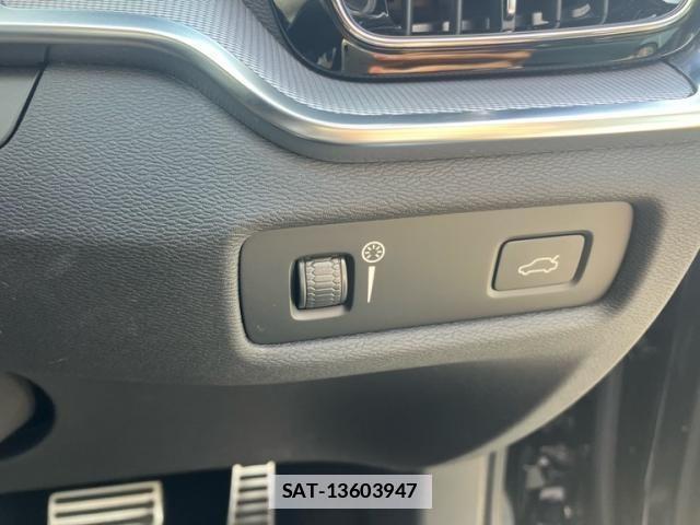 Volvo V60 2021-05 6915033-20