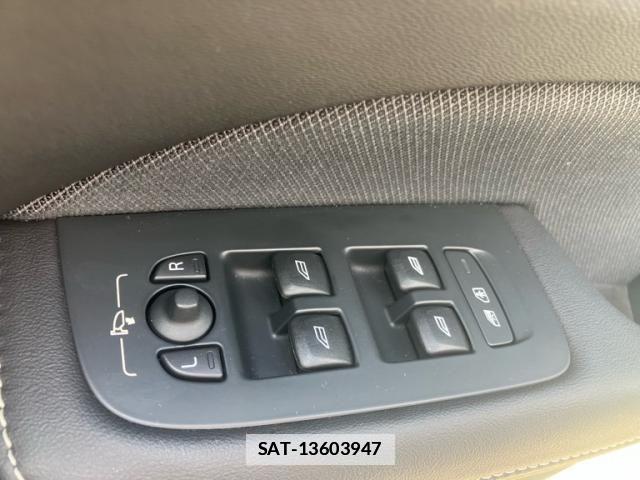 Volvo V60 2021-05 6915033-21