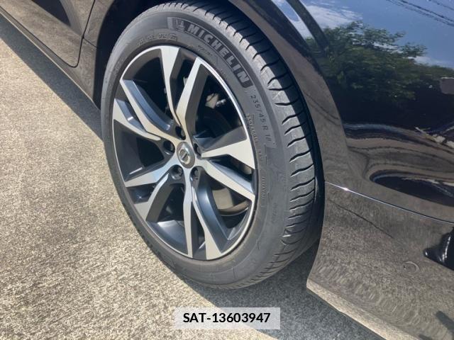 Volvo V60 2021-05 6915033-8