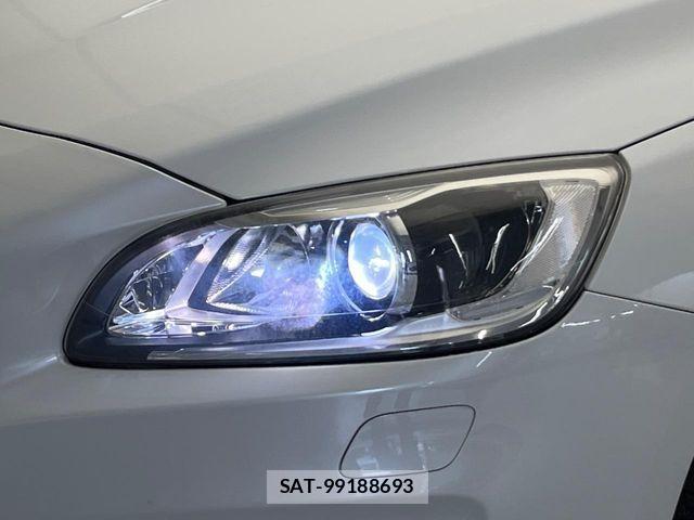Volvo V60 2017-04 6999049-14