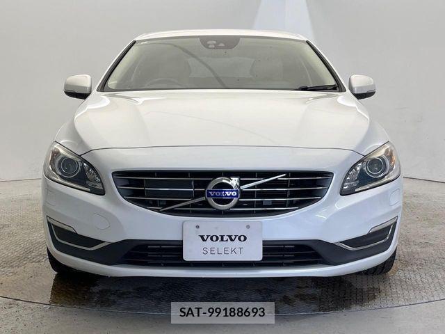 Volvo V60 2017-04 6999049-16