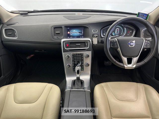 Volvo V60 2017-04 6999049-1