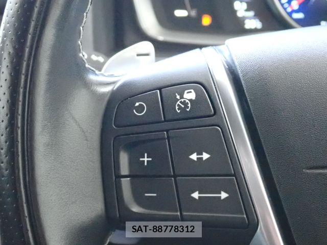 Volvo V60 2015-05 6999046-13