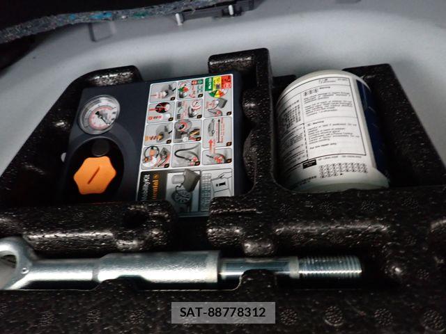 Volvo V60 2015-05 6999046-23
