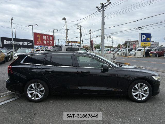 Volvo V60 2019-07 7061265-22