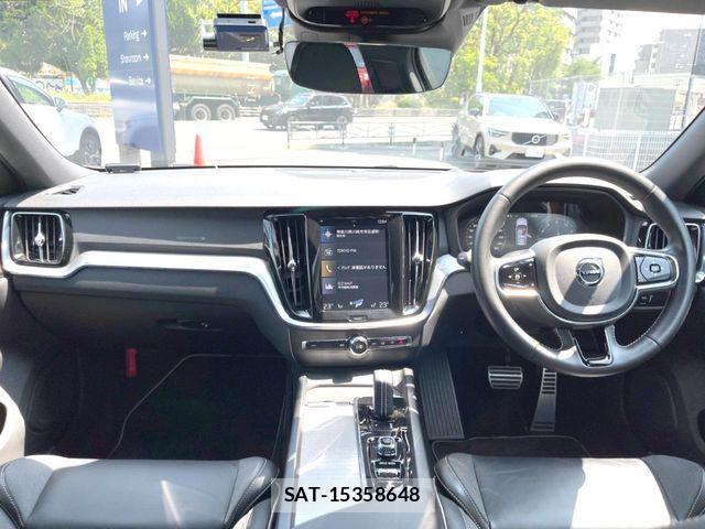 Volvo V60 2021-05 7061261-1
