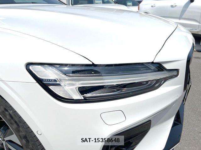 Volvo V60 2021-05 7061261-19