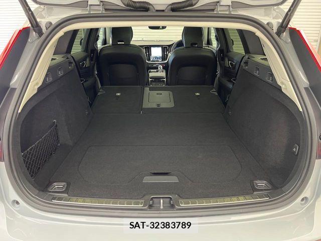 Volvo V60 2024-05 7226769-16