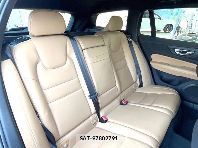 Volvo V60 2019-08 7226764-11