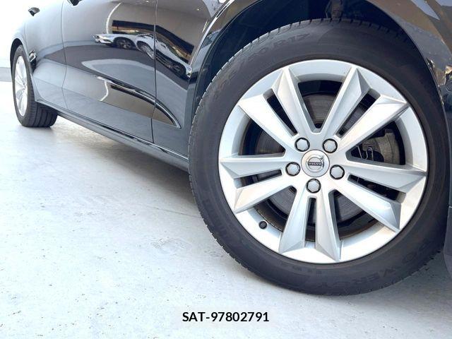 Volvo V60 2019-08 7226764-13