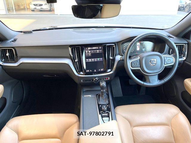 Volvo V60 2019-08 7226764-1