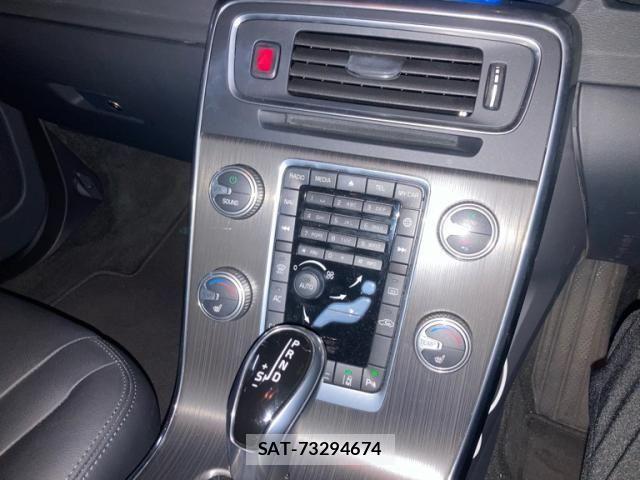 Volvo V60 2015-08 7226761-14