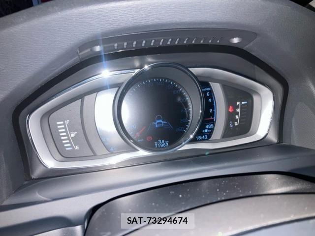 Volvo V60 2015-08 7226761-20