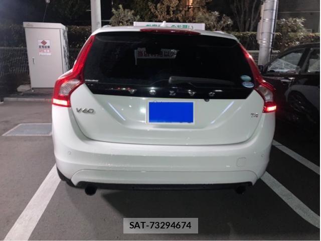 Volvo V60 2015-08 7226761-2