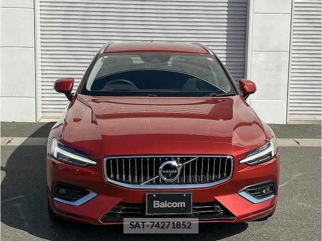Volvo V60 2021-09 7226767-18