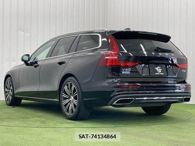 Volvo V60 2019-03 7226762-16