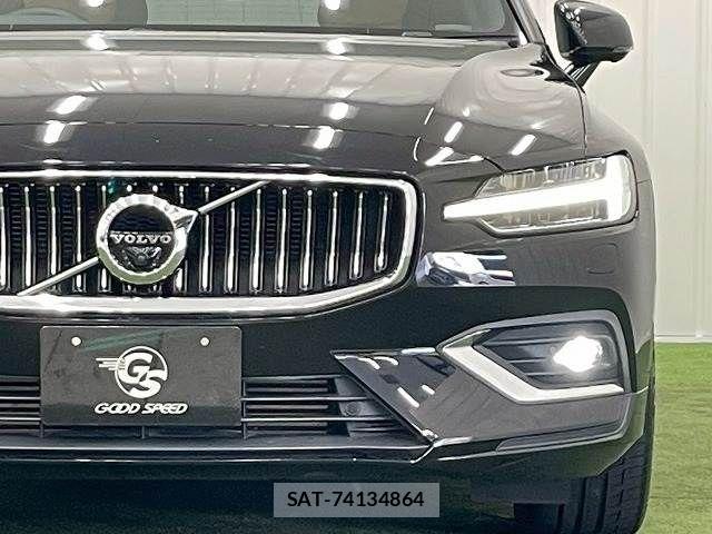Volvo V60 2019-03 7226762-17