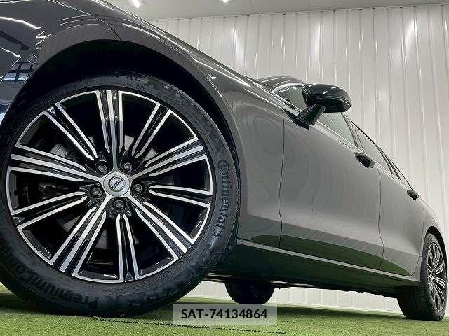 Volvo V60 2019-03 7226762-18