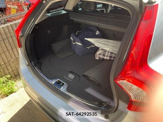 Volvo V60 2015-12 7226763-16