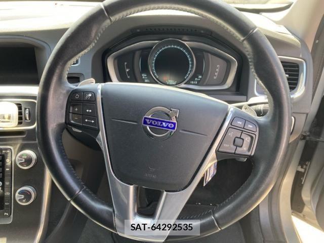 Volvo V60 2015-12 7226763-18
