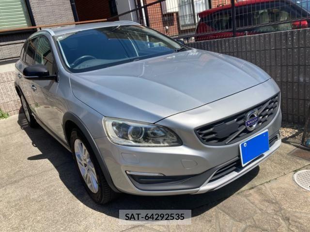 Volvo V60 2015-12 7226763-1