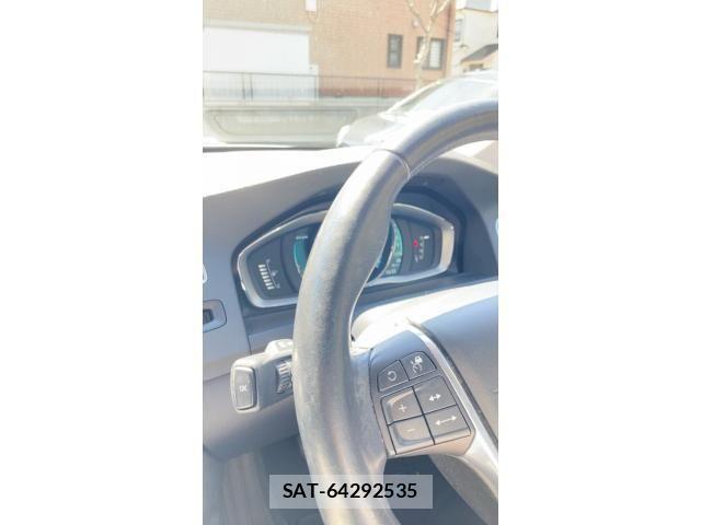 Volvo V60 2015-12 7226763-28