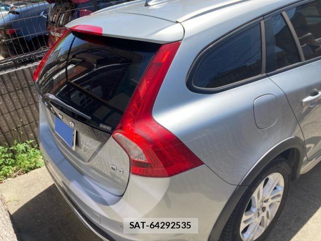 Volvo V60 2015-12 7226763-3