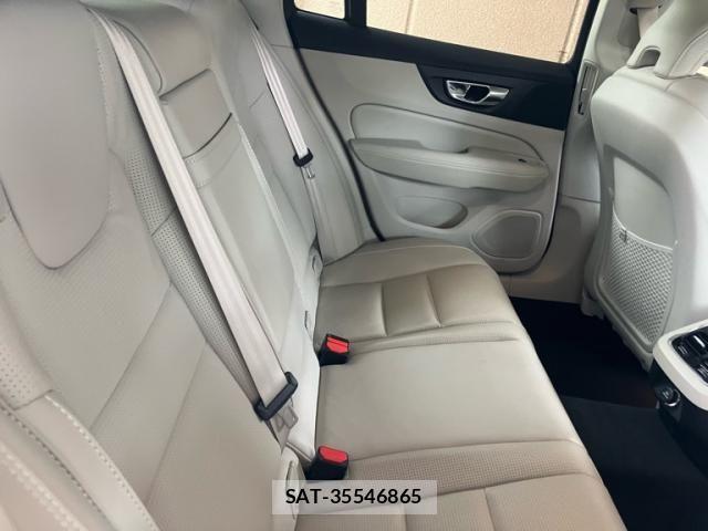 Volvo V60 2019-11 7226766-21