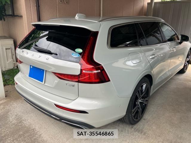Volvo V60 2019-11 7226766-6