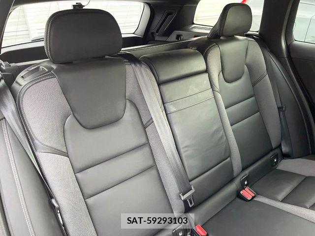 Volvo V60 2021-11 7226768-13
