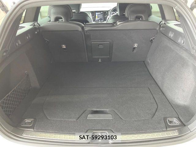 Volvo V60 2021-11 7226768-14