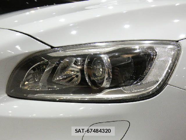 Volvo V60 2015-11 7226759-18