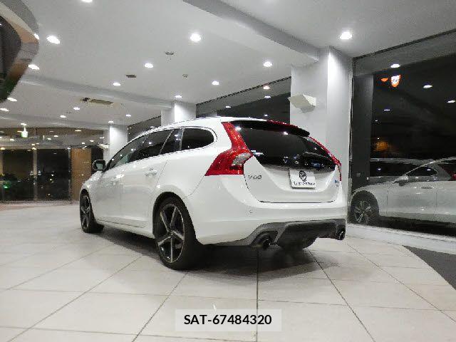 Volvo V60 2015-11 7226759-3