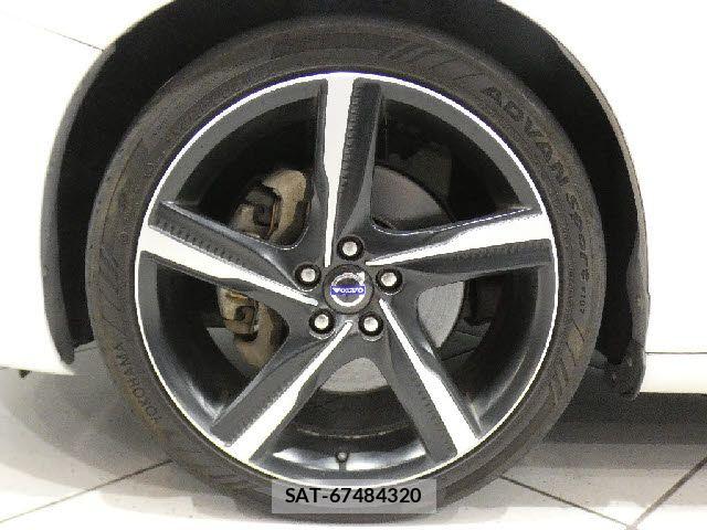 Volvo V60 2015-11 7226759-8