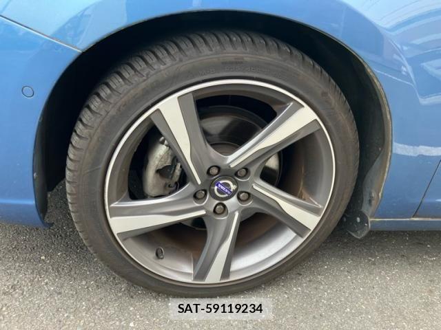 Volvo V60 2014-02 7226758-11